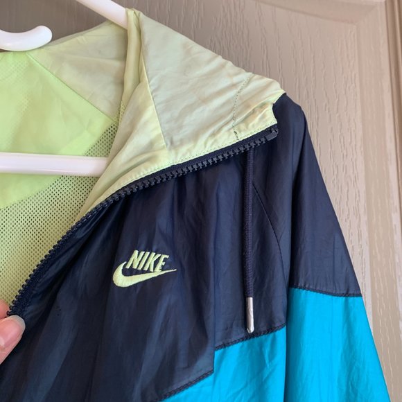nike rain bomber shell jacket - Picture 10 of 15